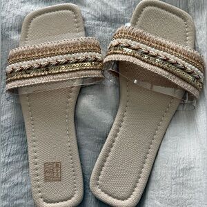 SHEIN Beige Sandals with Gold and Brown Details